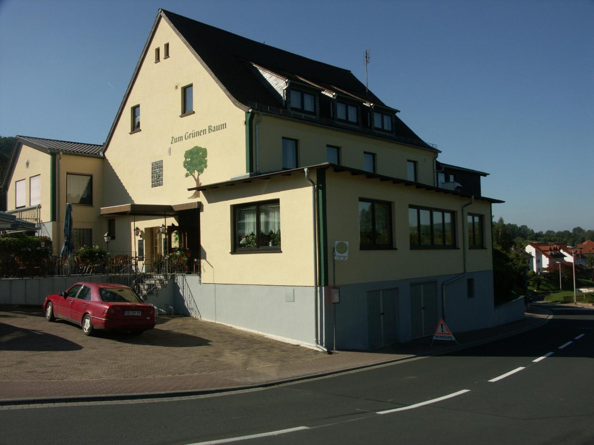 格鹿内鲍姆餐厅酒店 Leidersbach 外观 照片